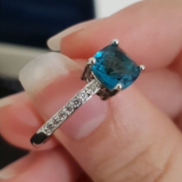 LAST ONE!! Sapphire Blue Silver Ring Size 6.5 - Picture 4 of 8